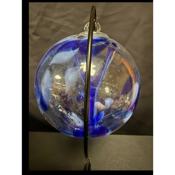 Hand Blown Witch’s/Friendship Ball Glass Art with metal stand 6 in Ball - Picture 3 of 6